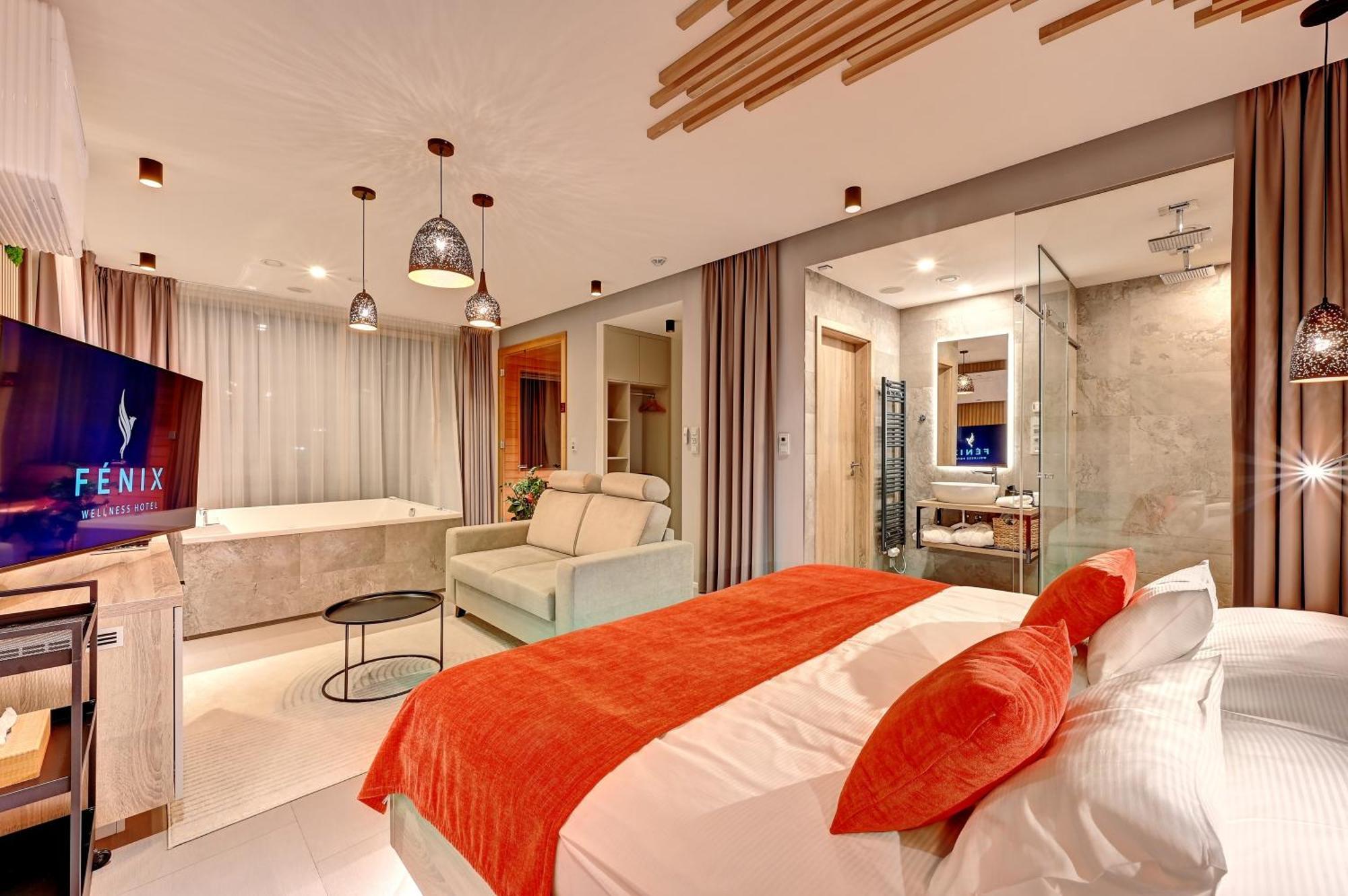 Wellness Hotel Fenix 리베레츠 외부 사진